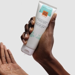 Smooting Cleanser exfoliate + glow - Weiches Reinigungsgel für ein Strahlen 