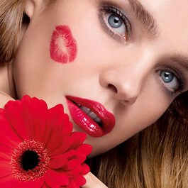 KissKiss Shine Bloom - Lippenstift mit 95% Inhaltsstoffen natürlichen Ursprungs