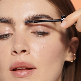 Shape & set clear brow gel - Transparentes fixierendes Augenbrauen-Gel