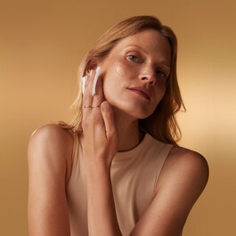 Future Solution LX - Reichhaltige Lotion für weiche Haut