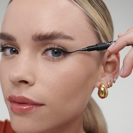 12H Intense Ink Felt Liner Fine Line - Ultrapräziser Filzstift-Eyeliner