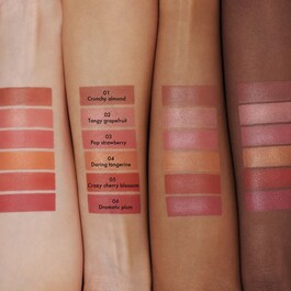All-in-one cream color - Rouge-Creme gegen fahlen Teint 
