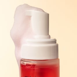 The Bubble Double - Reinigungsschaum mit Granatapfel & Salicylsäure