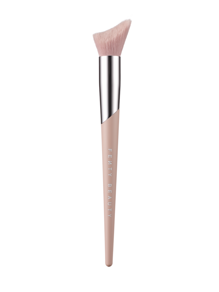 Cheek-Hugging Highlighterpinsel, FENTY BEAUTY