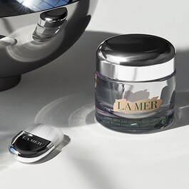 The Neck & Décolleté Concentrate