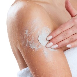 KP Bump Eraser Body Scrub 10% AHA - Körperpeeling mit AHA