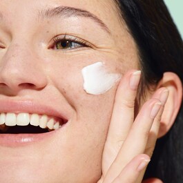 Moisturizing Rich Cream - Reichhaltige Feuchtigkeitscreme