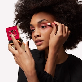 Eye2Cheek - Vielseitiger Puder für Rouge und Lidschatten