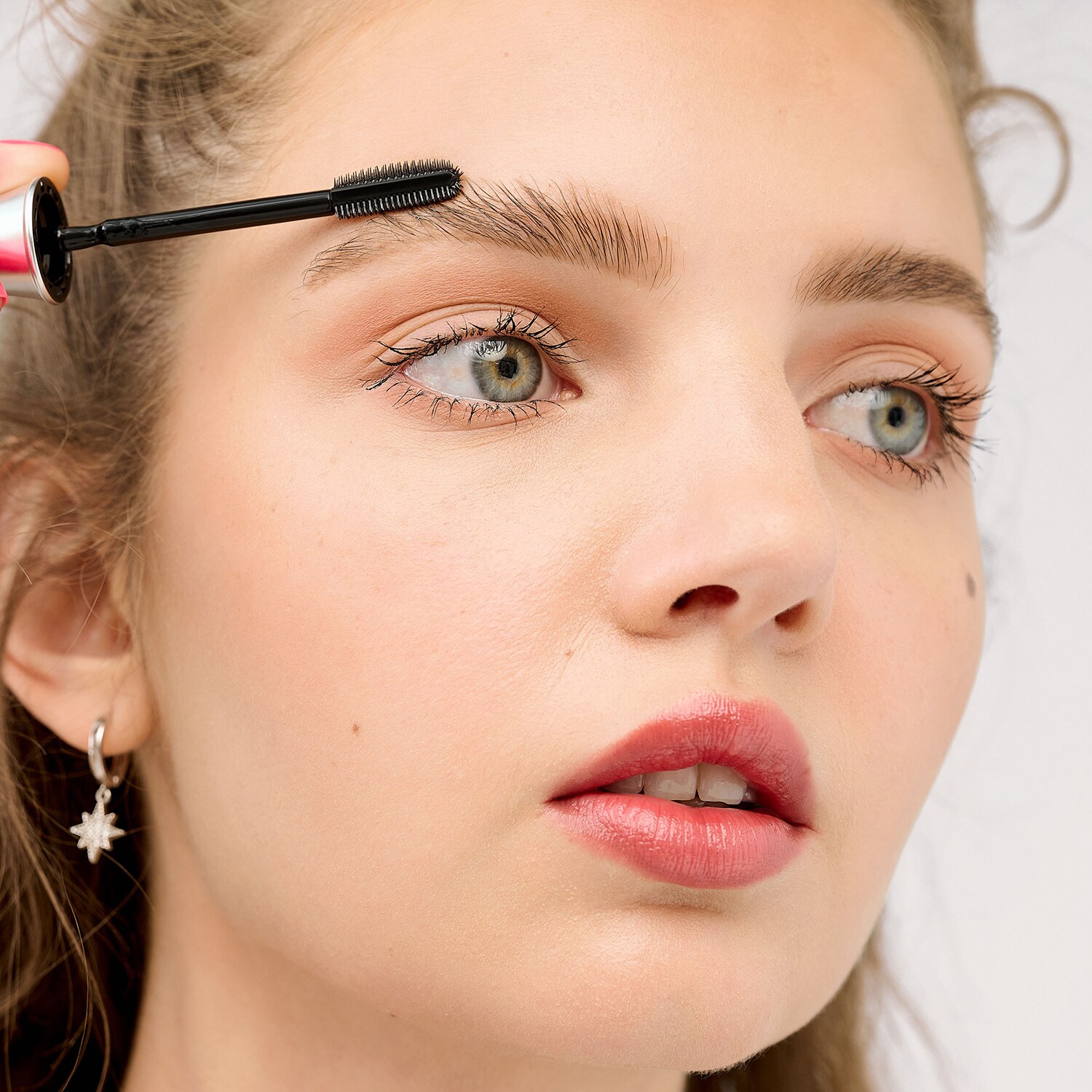 Brow Fix Augenbrauen-Fixiergel – Transparent, Bis Zu 16 Stunden Halt